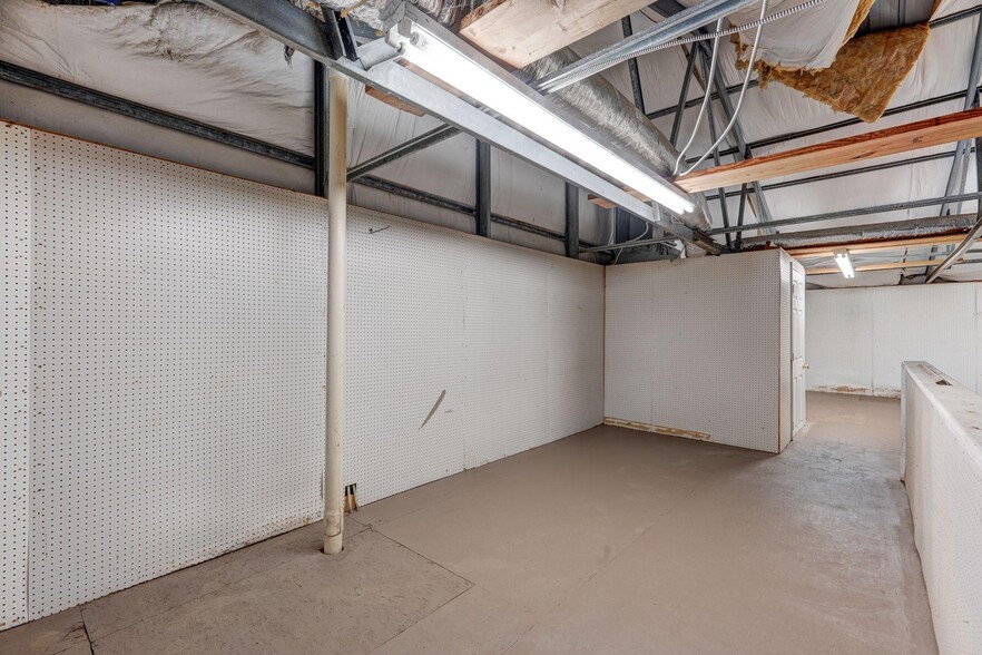 112 Short Morgan St, Eden, NC for sale - Building Photo - Image 2 of 18