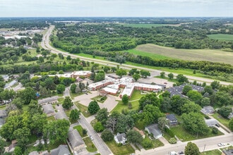 901 Luther Pl, Albert Lea, MN - Aerial  map view