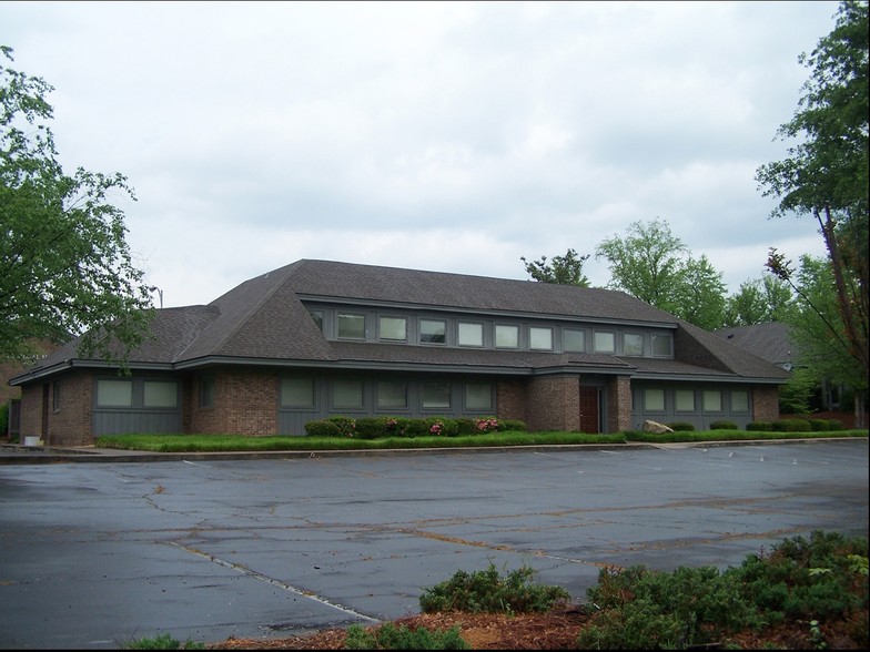 10 Memorial Medical Dr, Greenville, SC for lease - Building Photo - Image 2 of 6