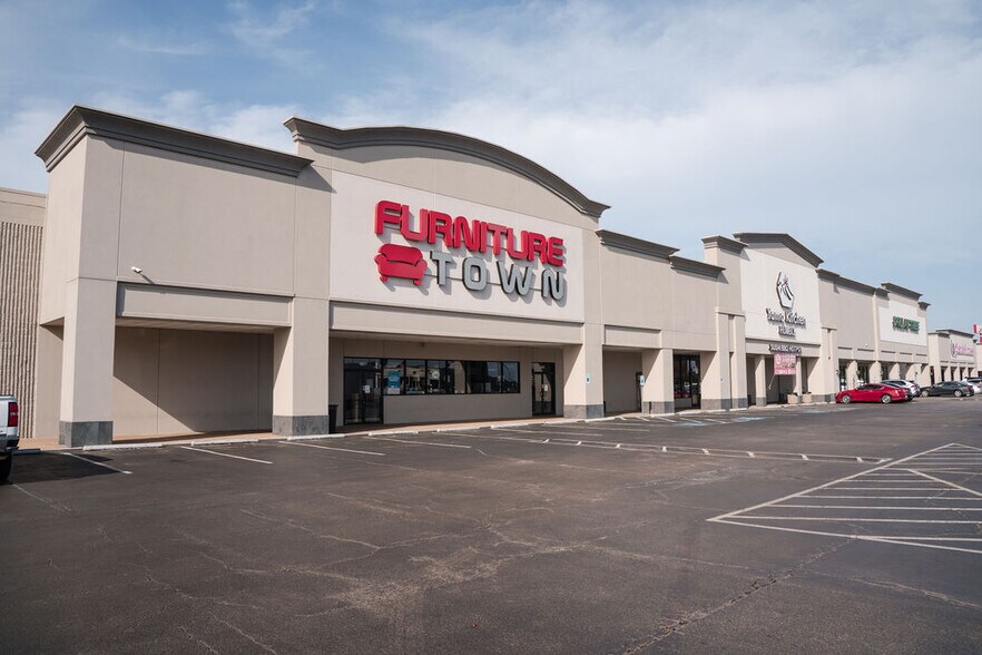 122-262 E FM 1960 Byp, Humble, TX for lease - Building Photo - Image 3 of 7