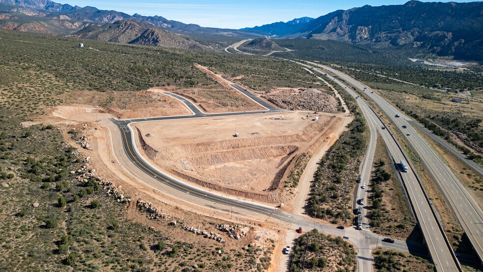 N Hwy 17, Toquerville, UT à vendre - Photo du bâtiment - Image 2 de 10