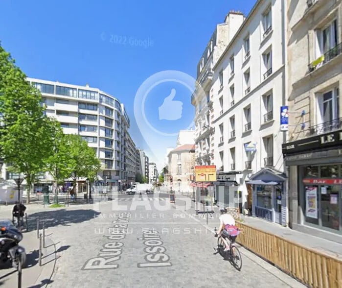 Retail in Paris for lease - Building Photo - Image 2 of 4