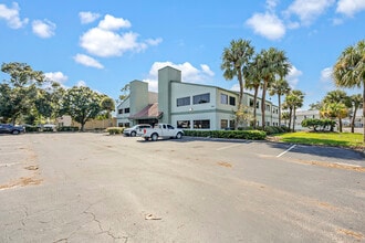 700 N Wickham Rd, Melbourne, FL à louer Photo intérieure- Image 2 de 11