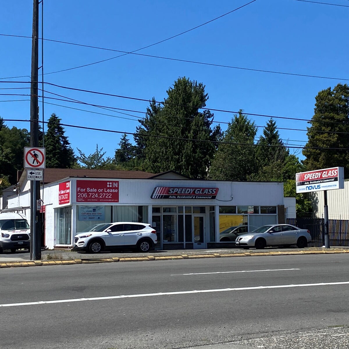 8901 Aurora Ave N, Seattle, WA à vendre Photo du bâtiment- Image 1 de 1