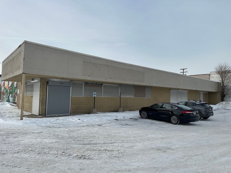13020 Miles Ave, Cleveland, OH for lease - Building Photo - Image 2 of 11