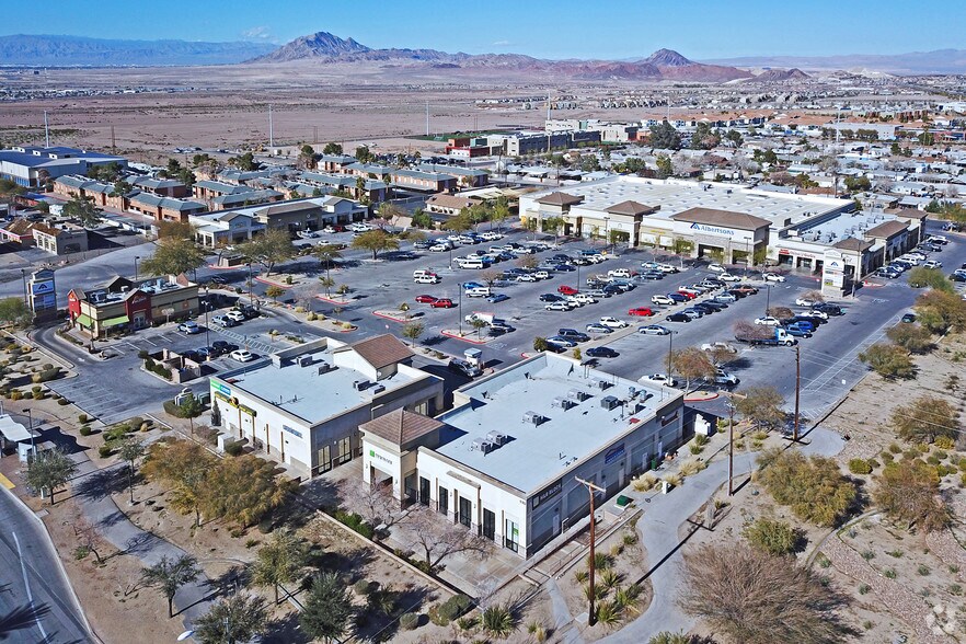 110 N Boulder Hwy, Henderson, NV à vendre - Photo principale - Image 1 de 17