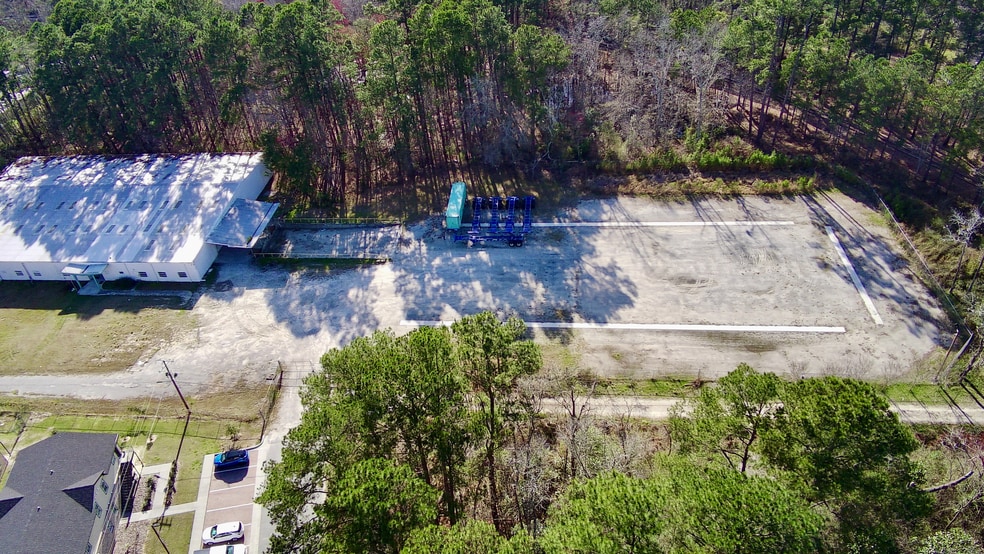 111 Sparkman Dr, Garden City, GA à louer - Photo du bâtiment - Image 2 de 21