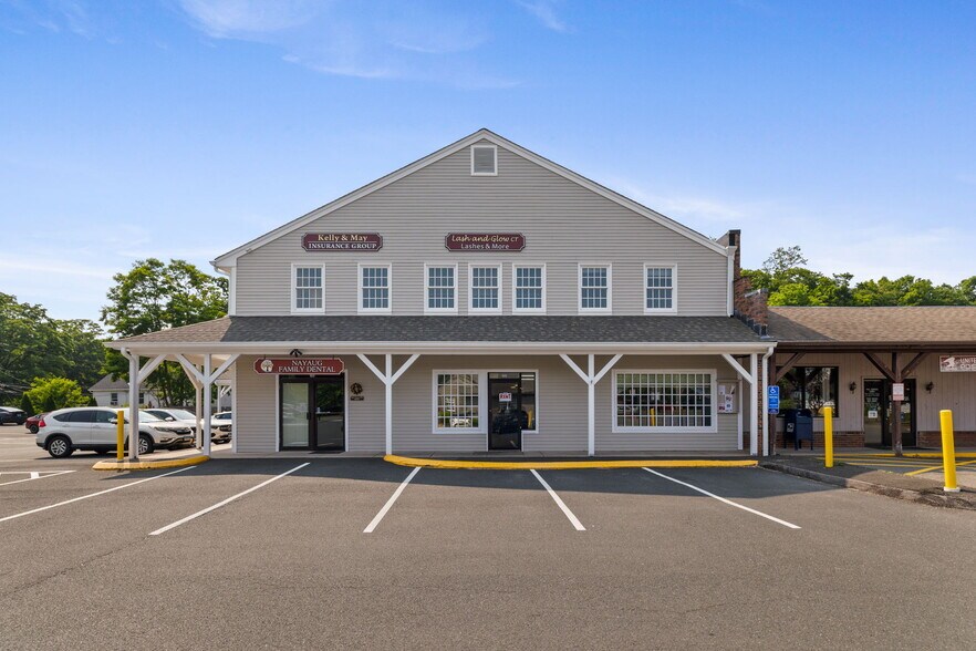 875 Main St, South Glastonbury, CT à louer - Photo du bâtiment - Image 1 de 13