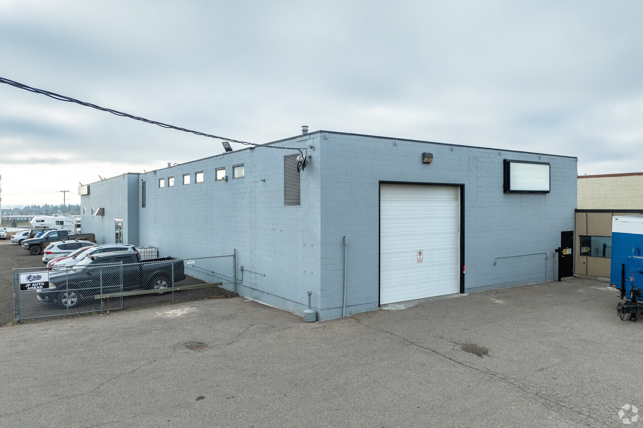 3347 58th Ave SE, Calgary, AB for sale Primary Photo- Image 1 of 1