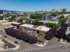 975 SE Sandy Blvd, Portland, OR for lease Interior Photo- Image 1 of 20