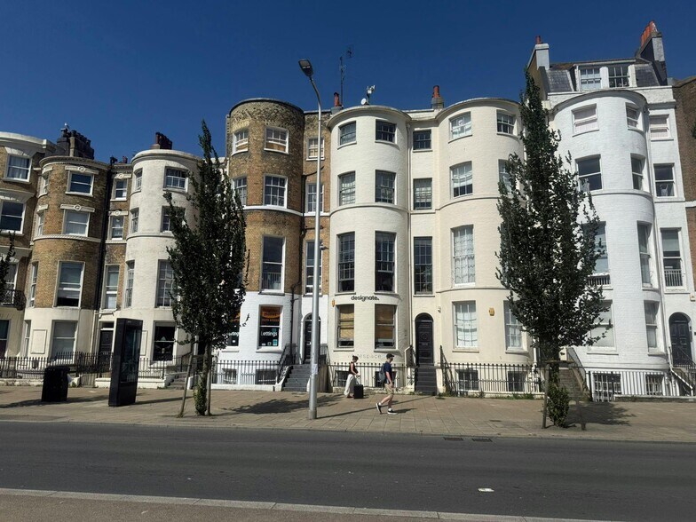 4 St Georges Pl, Brighton à louer - Photo du bâtiment - Image 3 de 13