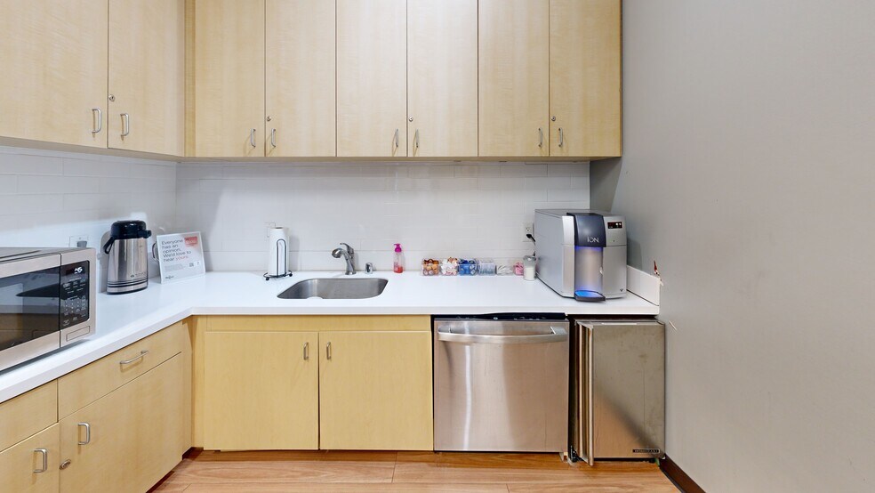 3200 E Guasti Rd, Ontario, CA à louer - Numérisation 3D de Matterport - Image 3 de 24