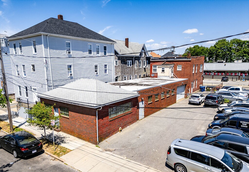 272 Sawyer St, New Bedford, MA for sale Building Photo- Image 1 of 29