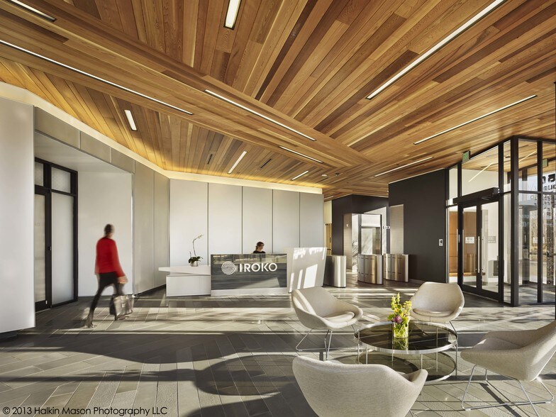 150 Rouse Blvd, Philadelphia, PA à louer - Hall d’entrée - Image 2 de 10