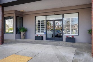 555 Flying V St, Chico, CA for lease Building Photo- Image 2 of 17