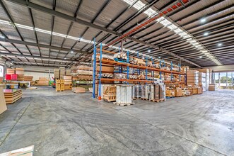 25 Boden Rd, Seven Hills for lease Interior Photo- Image 1 of 5