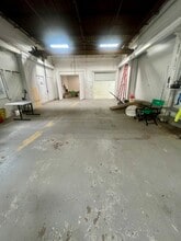 1828 Jefferson St NE, Minneapolis, MN for lease Interior Photo- Image 2 of 4