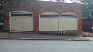 1122 Brookstown Ave, Winston-Salem, NC for lease Interior Photo- Image 1 of 3