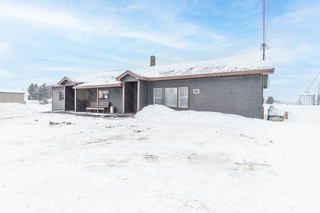 More details for 5551 Naumburg Ln, Castorland, NY - Retail for Sale