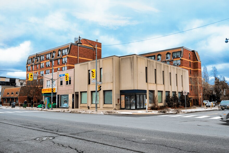2559 Yonge St, Toronto, ON for sale - Primary Photo - Image 1 of 1