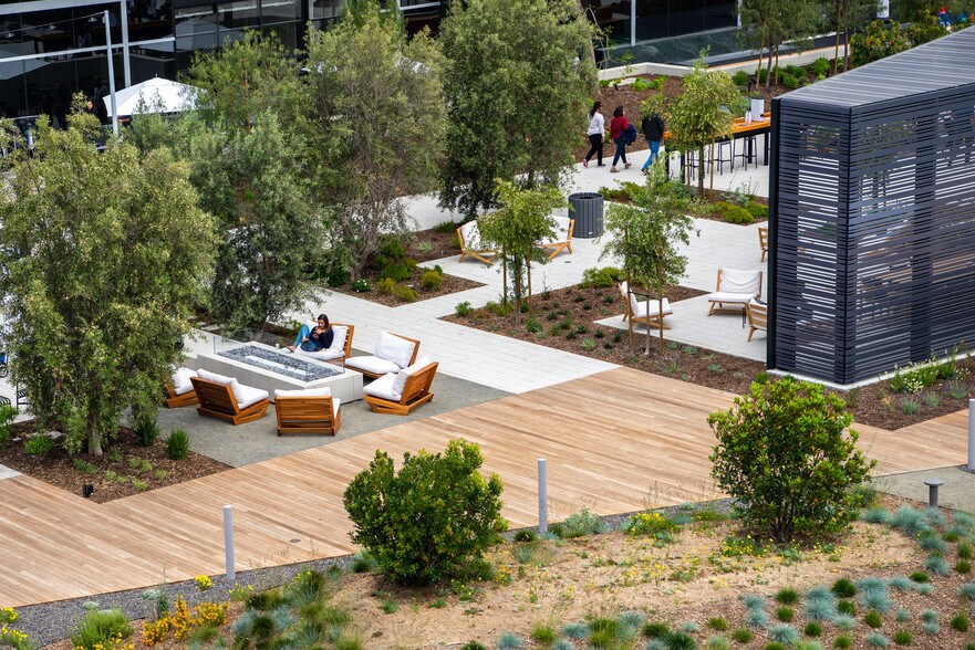 6060 Center Dr, Los Angeles, CA à louer - Aérien - Image 3 de 15