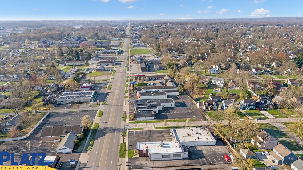 5986-5998 Market St, Youngstown, OH à vendre - Photo du bâtiment - Image 3 de 15