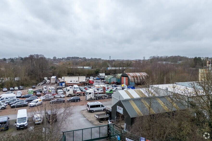 Station Rd, Chesterfield à louer - Photo du bâtiment - Image 3 de 3