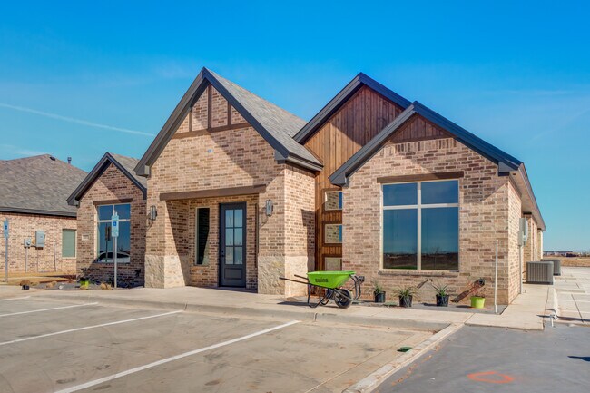 Plus de détails pour 1418 N Slide Rd, Lubbock, TX - Bureau à vendre