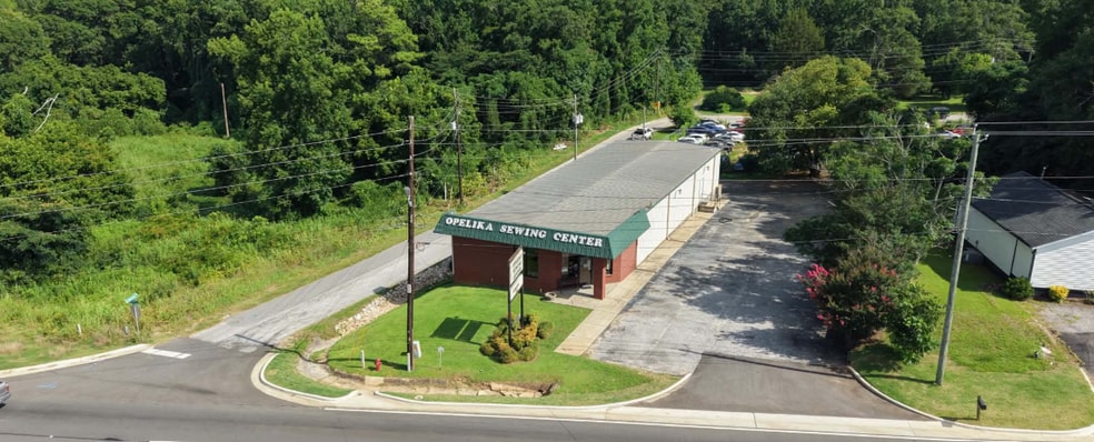 3305 Pepperell Pky, Opelika, AL for lease - Primary Photo - Image 1 of 1