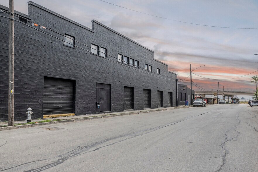 200 Seguin St, San Antonio, TX à louer - Photo du bâtiment - Image 3 de 15