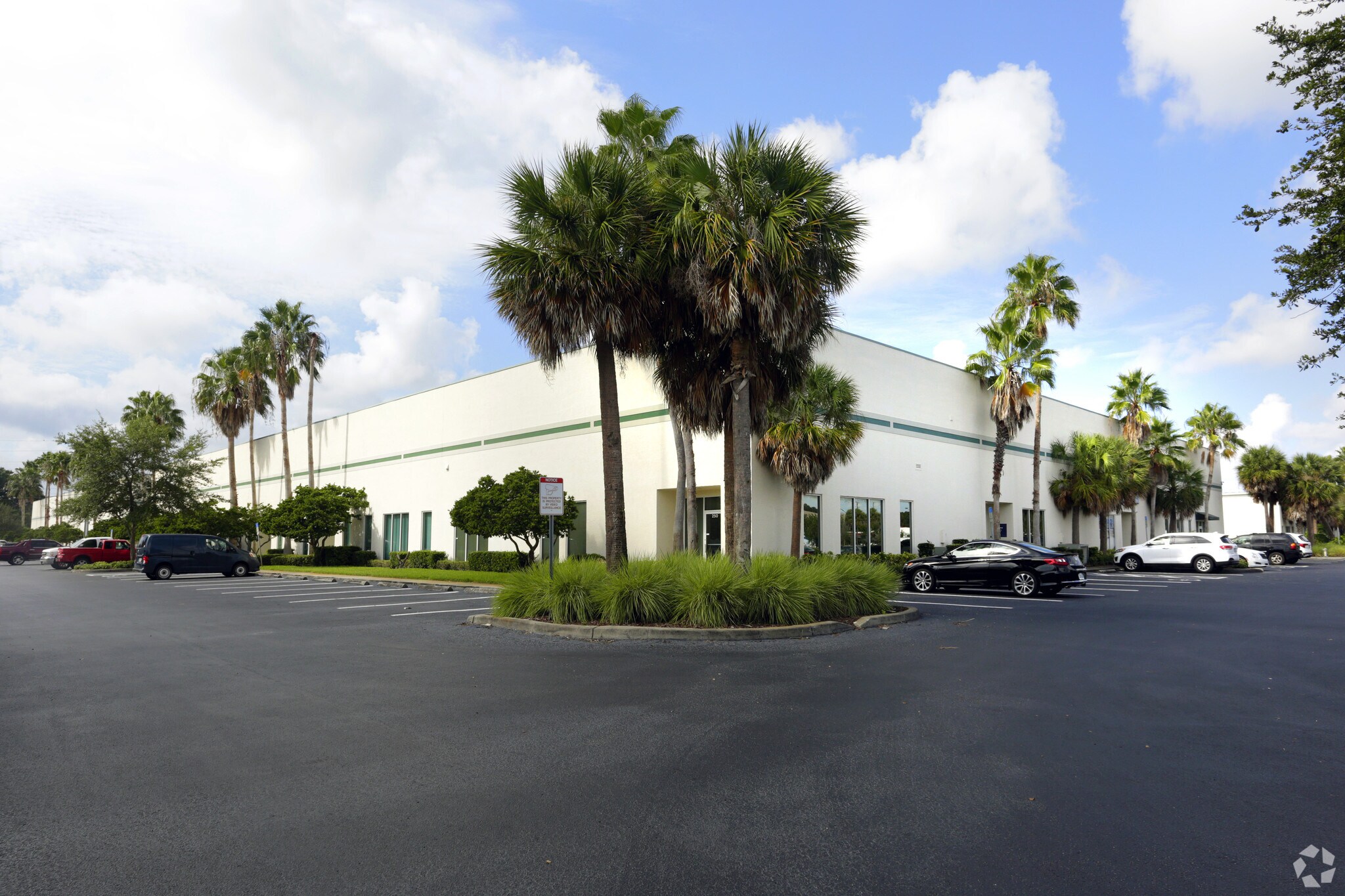 12397 Belcher Rd S, Largo, FL à louer Photo principale- Image 1 de 12