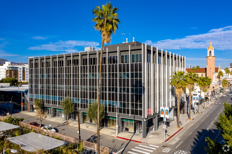 6725 W Sunset Blvd, Los Angeles, CA for lease - Building Photo - Image 3 of 20