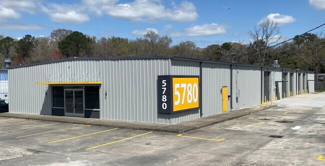 Plus de détails pour 5780 Dorchester Rd, Charleston, SC - Local d'activités à louer