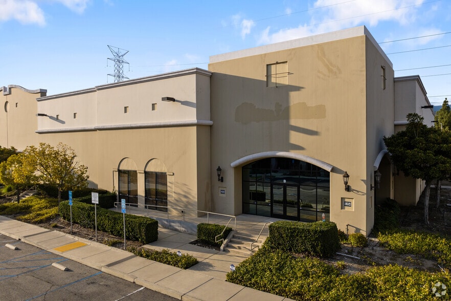 5354 Irwindale Ave, Irwindale, CA à louer - Photo principale - Image 2 de 11