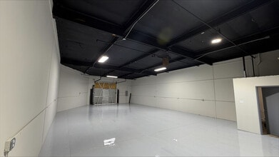2372 N Glassell St, Orange, CA for lease Interior Photo- Image 2 of 4