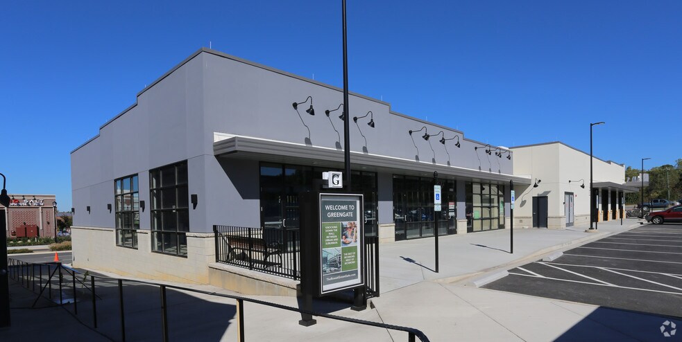 12151 W Broad St, Richmond, VA à louer - Photo du bâtiment - Image 2 de 5