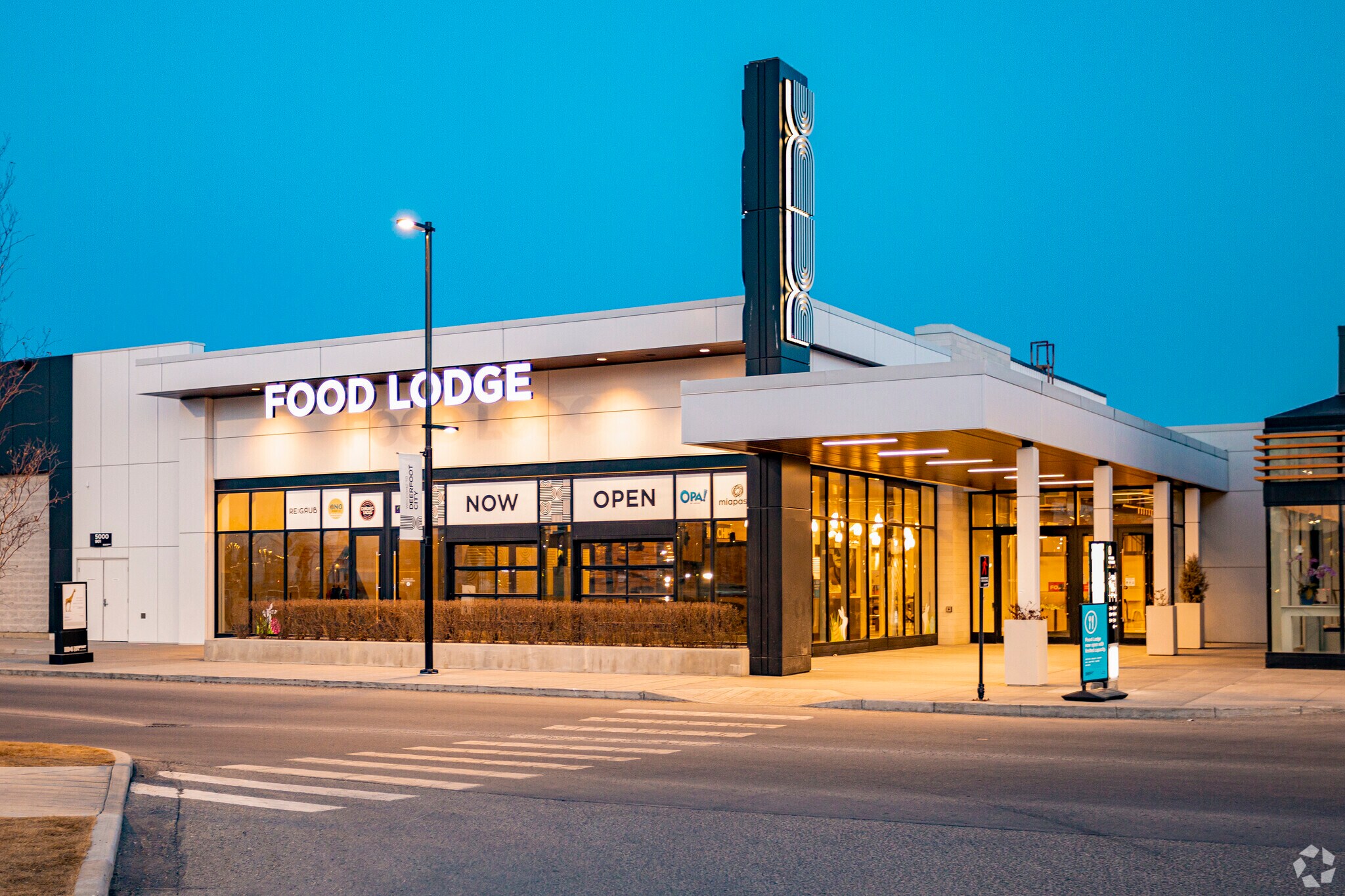 901 64th Ave NE, Calgary, AB à louer Photo du bâtiment- Image 1 de 32