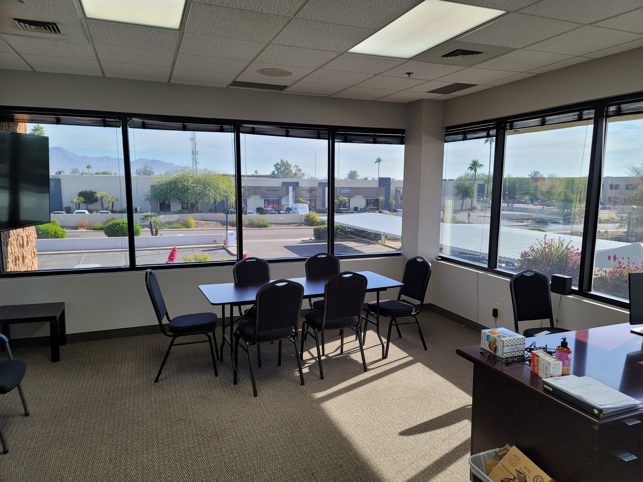 7585-7595 E Redfield Rd, Scottsdale, AZ for lease Interior Photo- Image 1 of 9