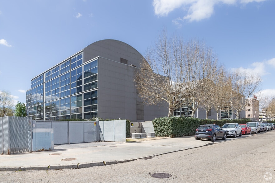 Calle Antonio Suárez, 10, Alcalá de Henares, Madrid for lease - Building Photo - Image 3 of 3