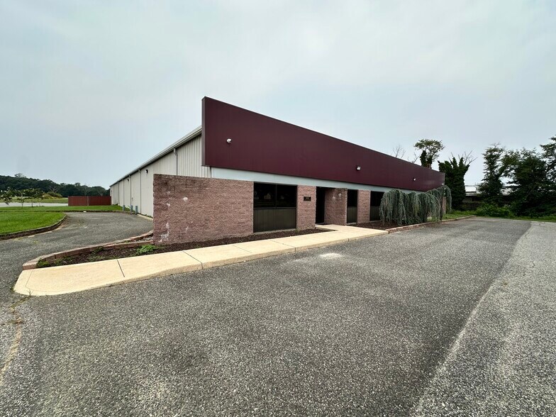 1980 S West Blvd, Vineland, NJ à louer - Photo du bâtiment - Image 2 de 46