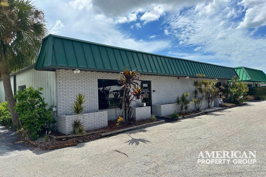 2924-2926 Hyde Park St, Sarasota, FL for lease - Building Photo - Image 1 of 10
