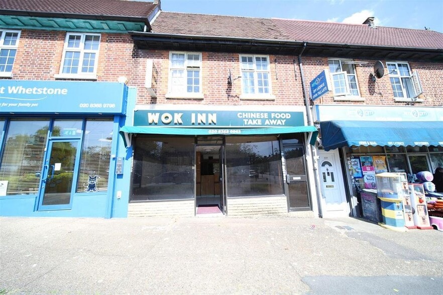 249 Oakleigh Rd N, London for lease - Building Photo - Image 1 of 17