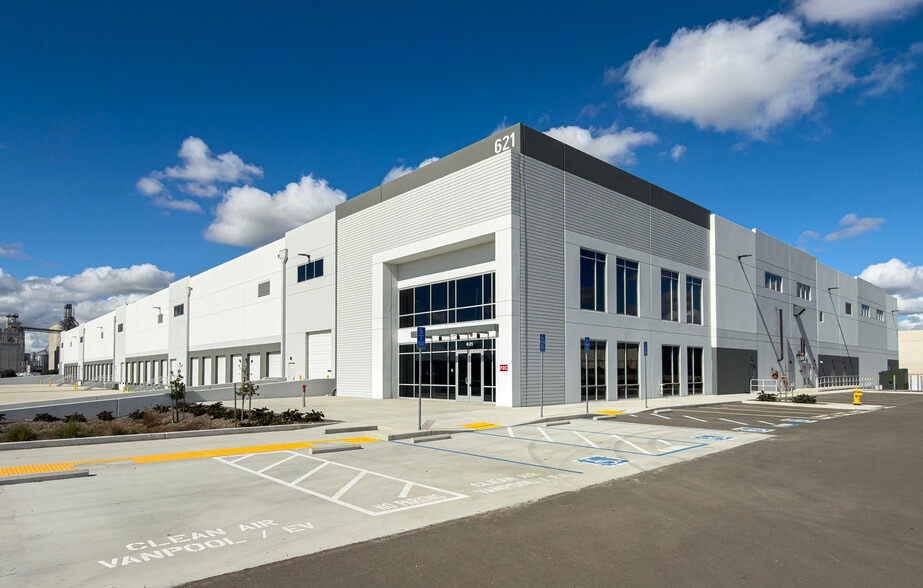 Industrial Dr, Stockton, CA for lease - Building Photo - Image 3 of 6