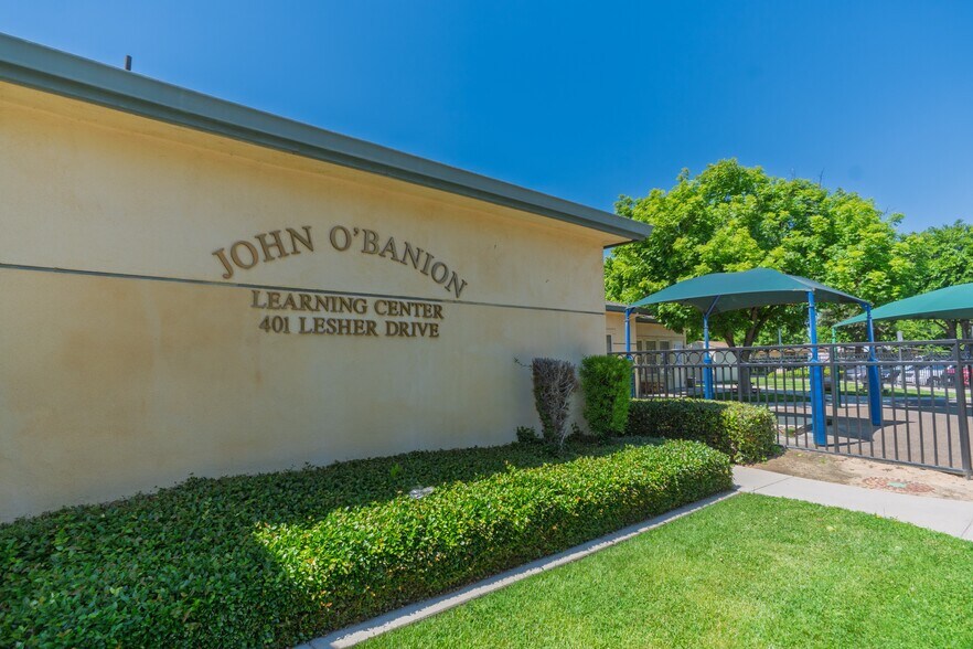 401 Lesher Dr, Merced, CA à louer - Photo du bâtiment - Image 3 de 21