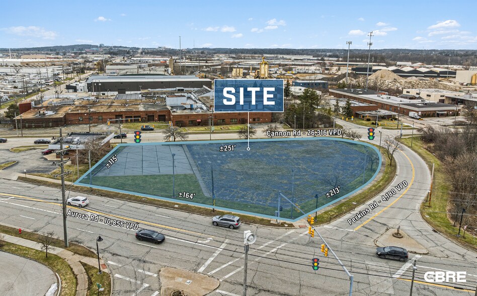 Cannon Rd & Aurora Rd, Bedford Heights, OH à vendre - Aérien - Image 2 de 5
