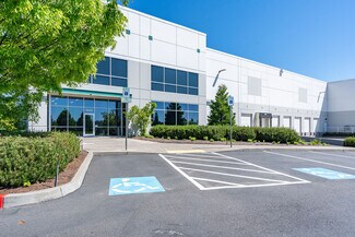 Plus de détails pour 19295-19375 NE Riverside Pky, Portland, OR - Industriel à louer