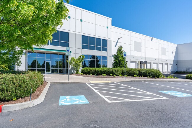 More details for 19295-19375 NE Riverside Pky, Portland, OR - Industrial for Lease