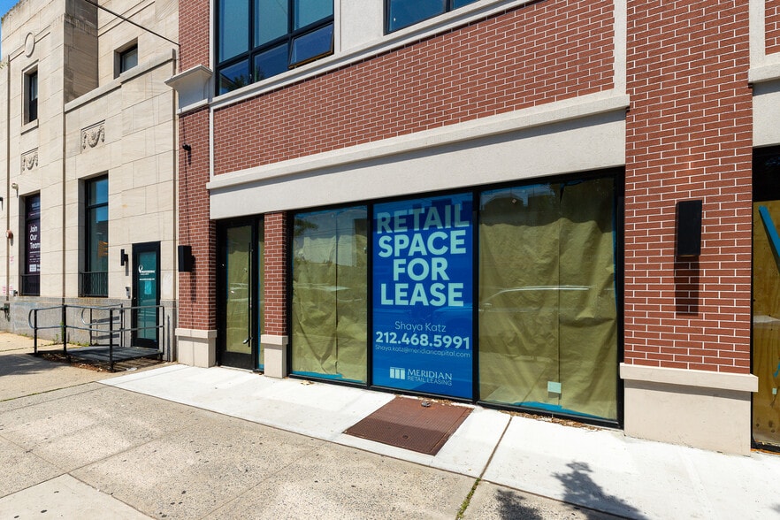 7416 13th Ave, Brooklyn, NY for lease - Building Photo - Image 2 of 3