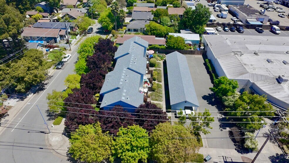400 Earle St, Santa Rosa, CA à vendre - Aérien - Image 3 de 12