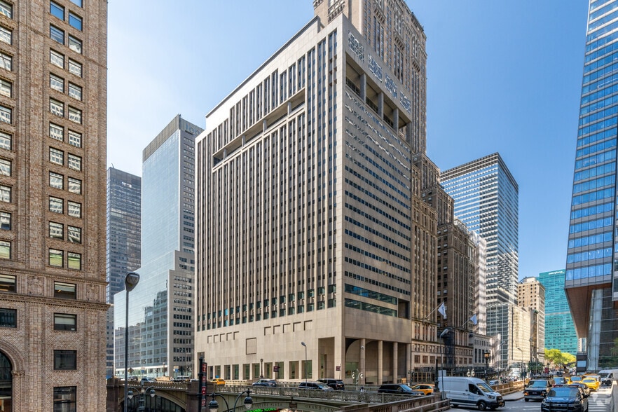 120 Park Ave, New York, NY for lease - Building Photo - Image 1 of 13